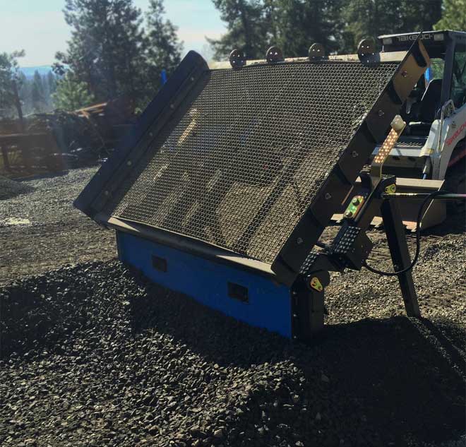 small topsoil screener for smaller machine